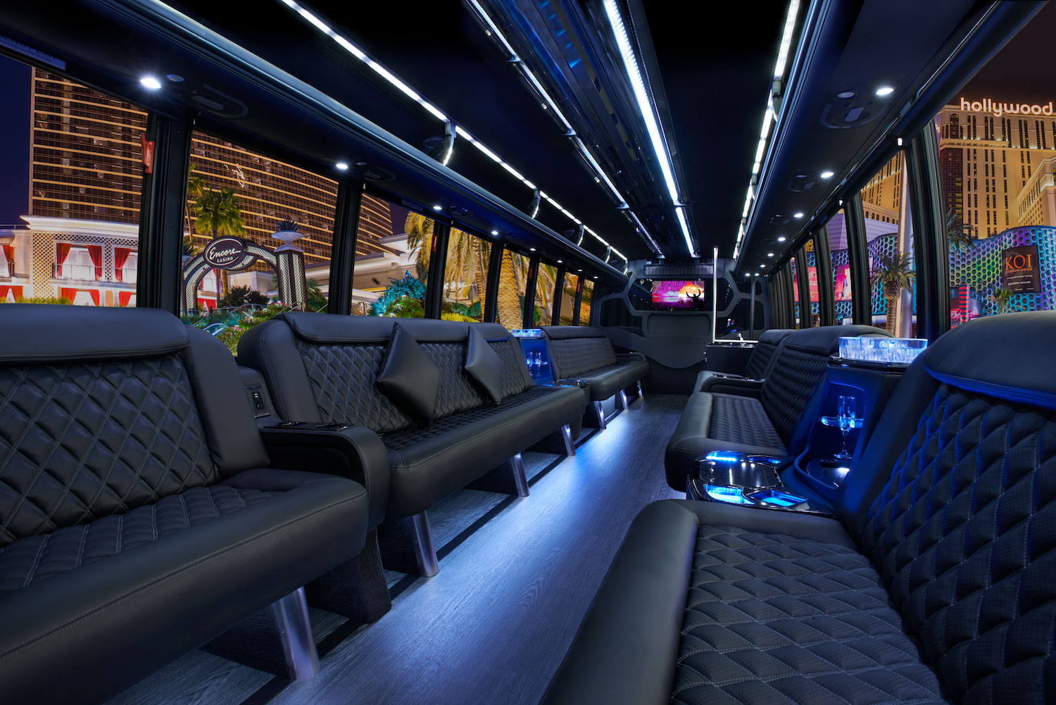 Grech_Freightliner_LimoBus_Interior