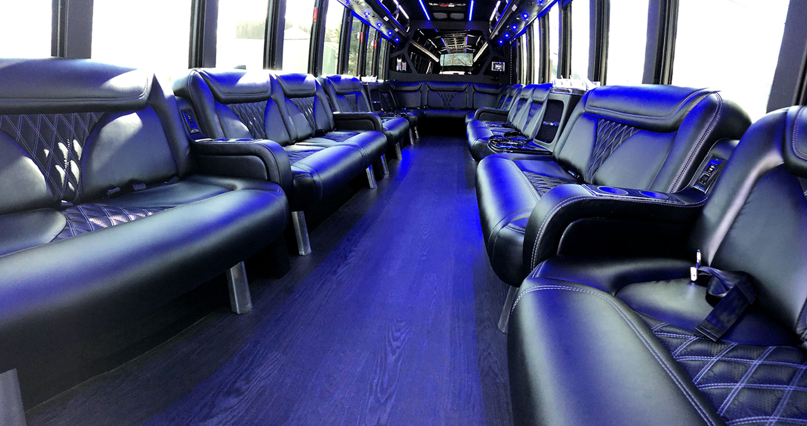 Luxurious Party Bus Limo Rental Service in Boston